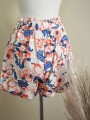 Short floral con cinturón 