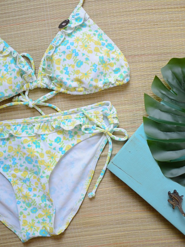 Bikini floral verde-amarillo